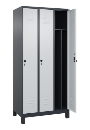 C+P Armoire vestiaire Classic Plus pour une séparation en noir et blanc, largeur de compartiment 300 mm  L