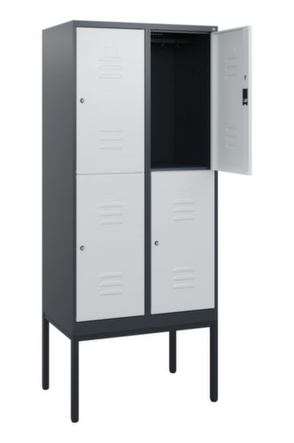 C+P Armoire vestiaire à deux niveaux Classic Plus, largeur de compartiment 400 mm  L