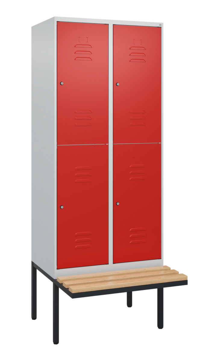 C+P Armoire vestiaire à deux niveaux Classic Plus avec banc, largeur de compartiment 400 mm