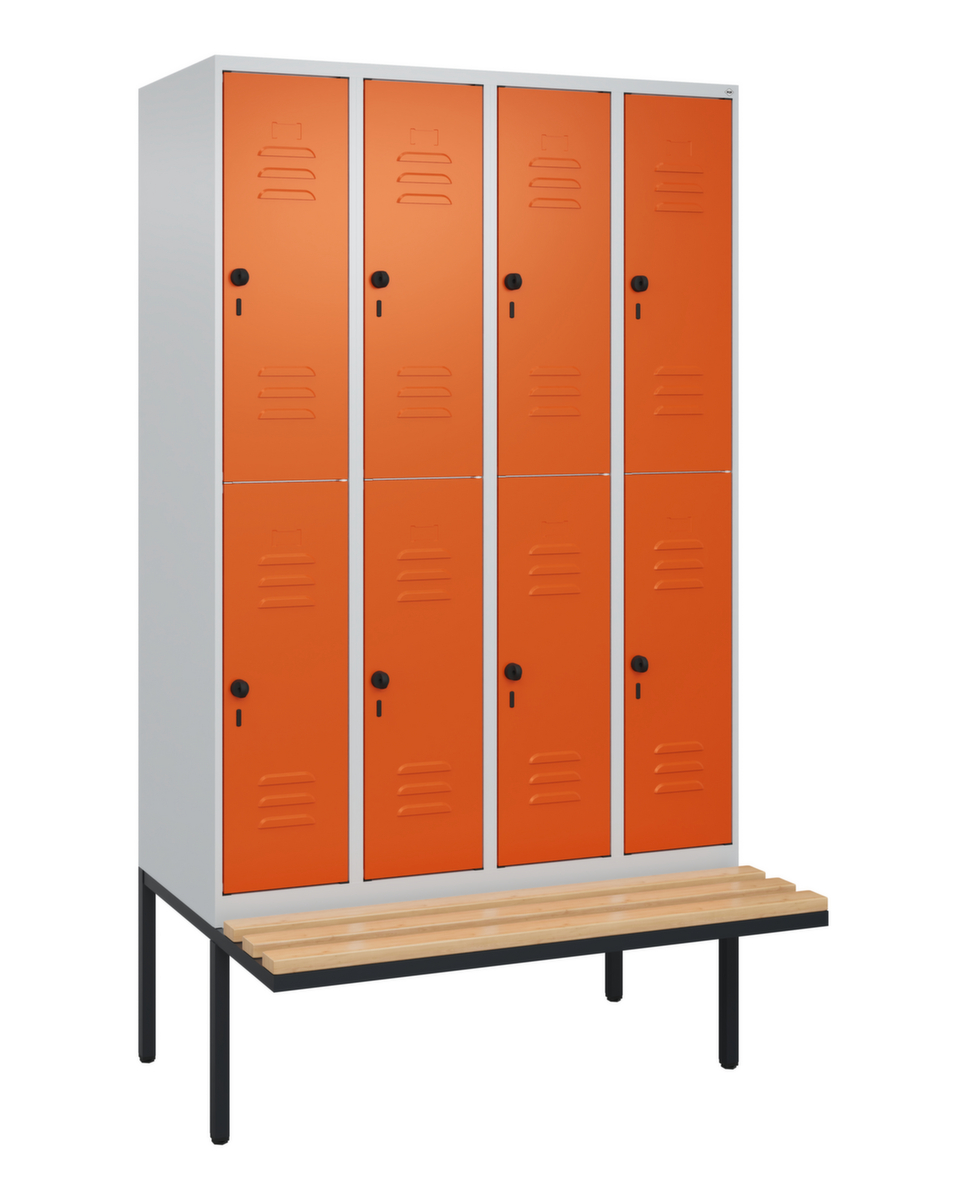 C+P Armoire vestiaire à deux niveaux Classic Plus avec banc, largeur de compartiment 300 mm