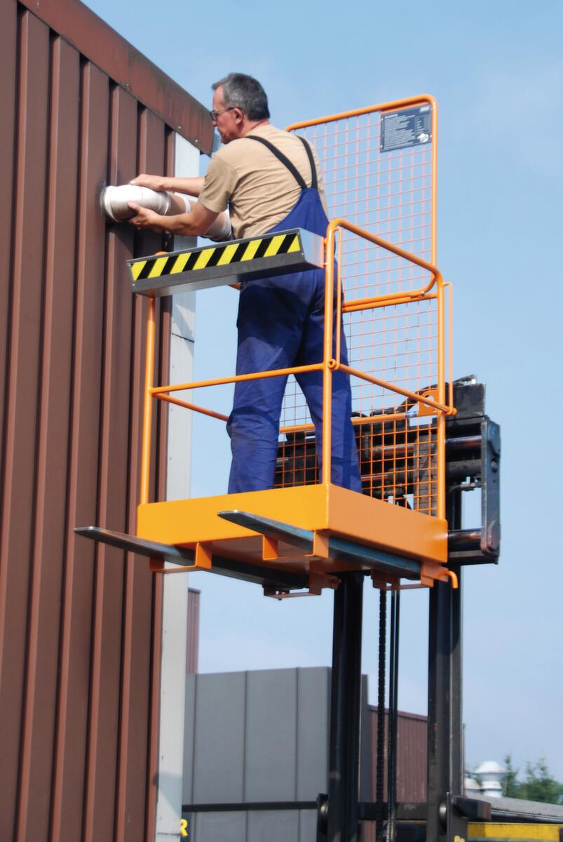 Bauer Plateforme de travail SIKO-M, exécution DE, RAL2000 orangé jaune, possibilité d'entrée Du côté étroit  ZOOM